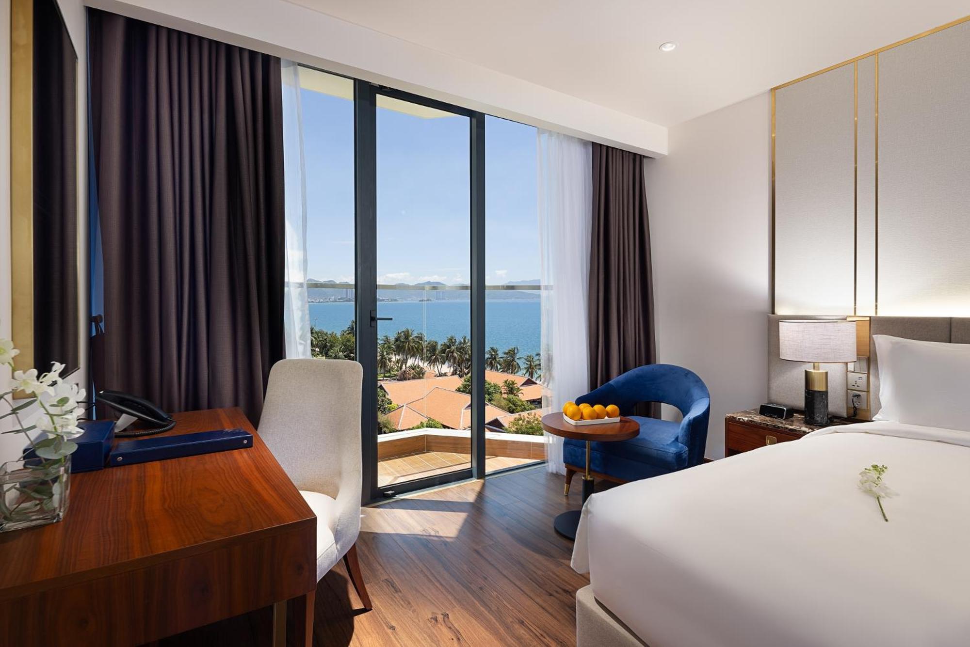 Best Western Premier Marvella Nha Trang Exteriör bild